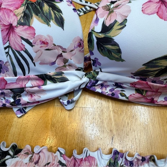 NWT Shade & Shore Tropical Floral Print White and Pink Bikini Set - Picture 3 of 8